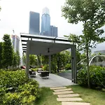 Luxury Skyline Suite By Psm