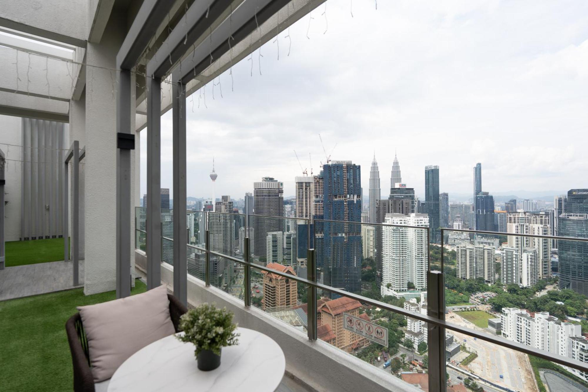 Pangsapuri Luxury Skyline By Psm *
